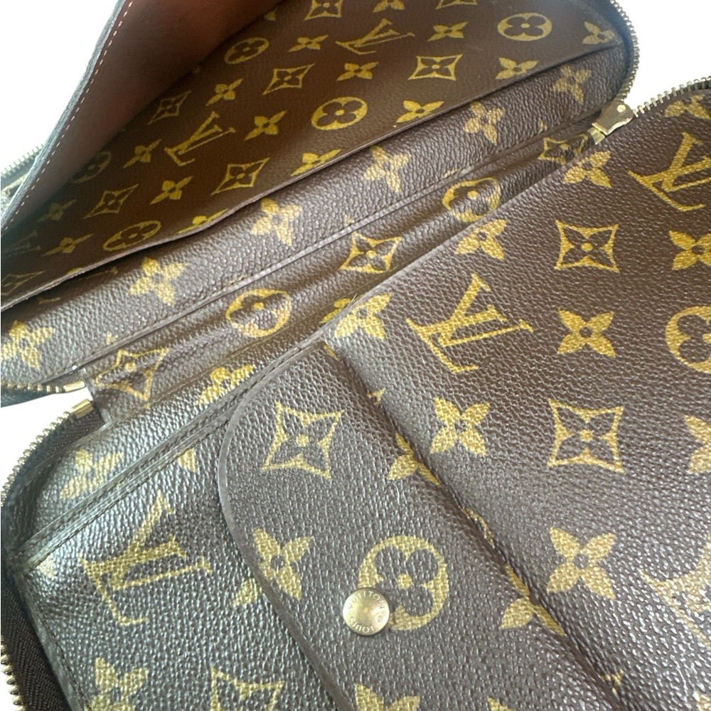 Louis Vuitton Travel Organizer wallet - Picture 8 of 10